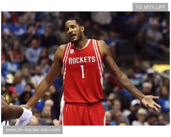 阿里扎在火箭队效力期间的经典图片精选